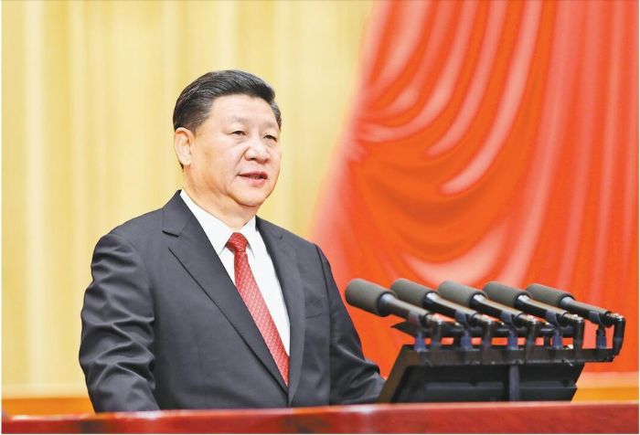 　　8月1日，庆祝中国人民解放军建军90周年大会在北京人民大会堂隆重举行。中共中央总书记、国家主席、中央军委主席习近平在大会上发表重要讲话。 新华社记者鞠鹏摄
