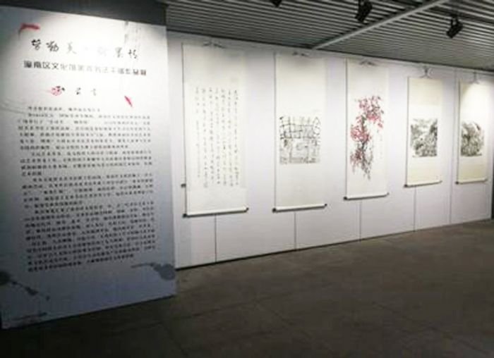 作品展览。
